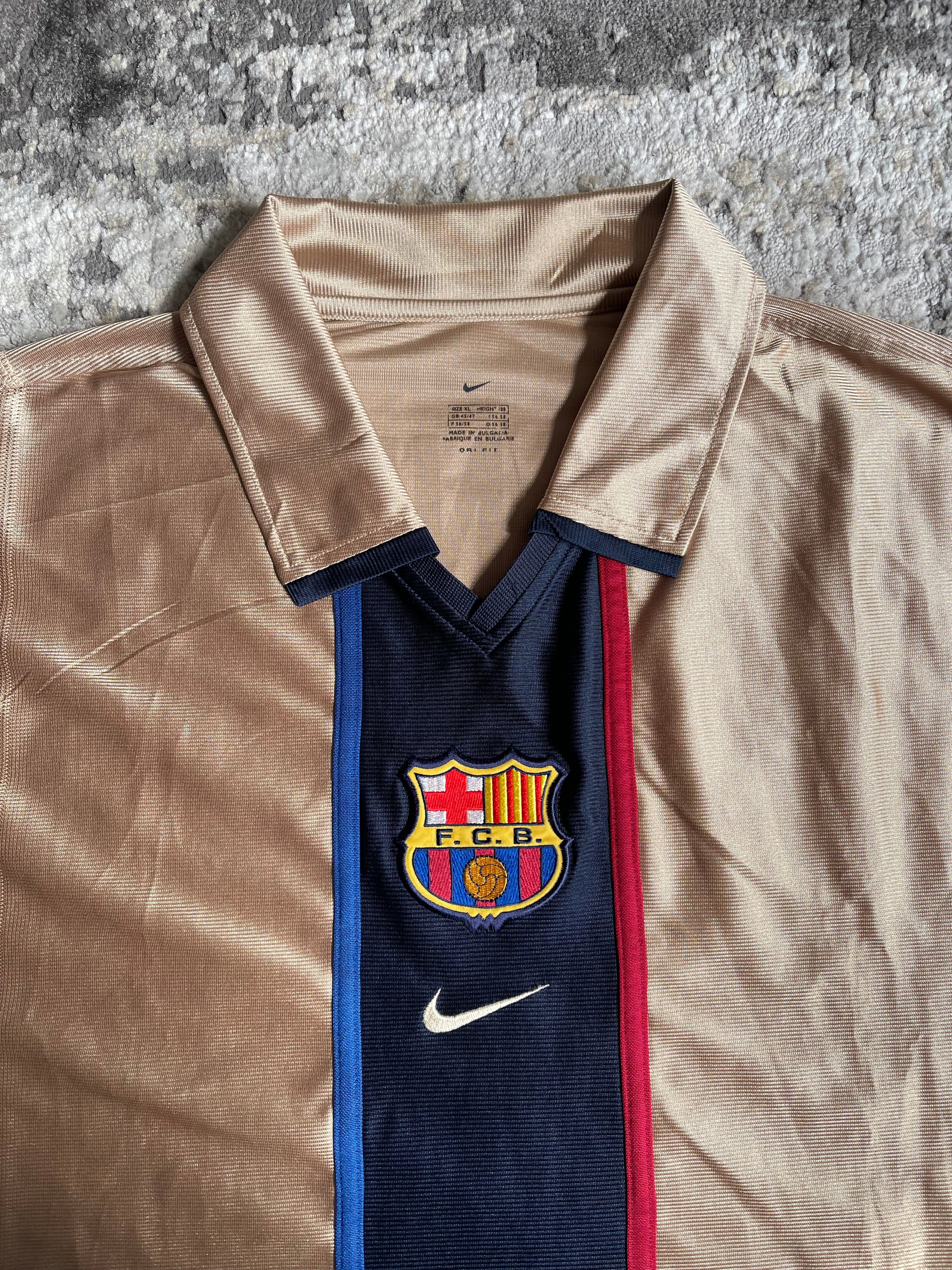 2001 Barcelona Away (XL) Match Issue