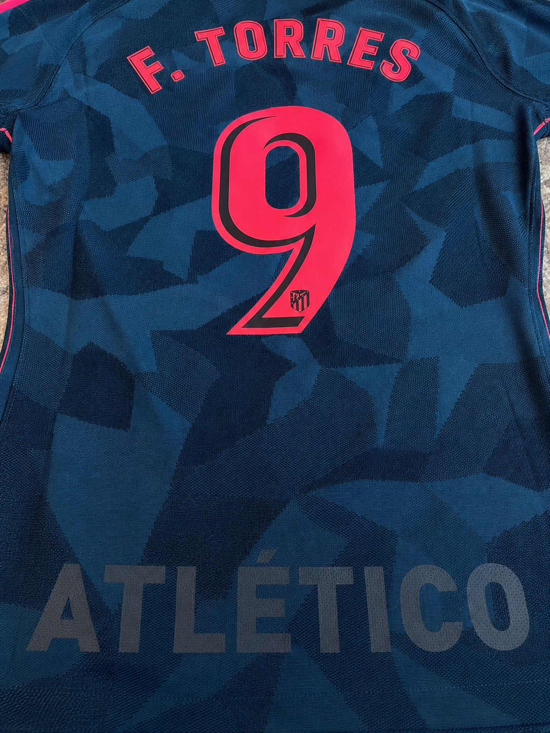 2017/2018 Atletico Madrid Away (M) Player issue