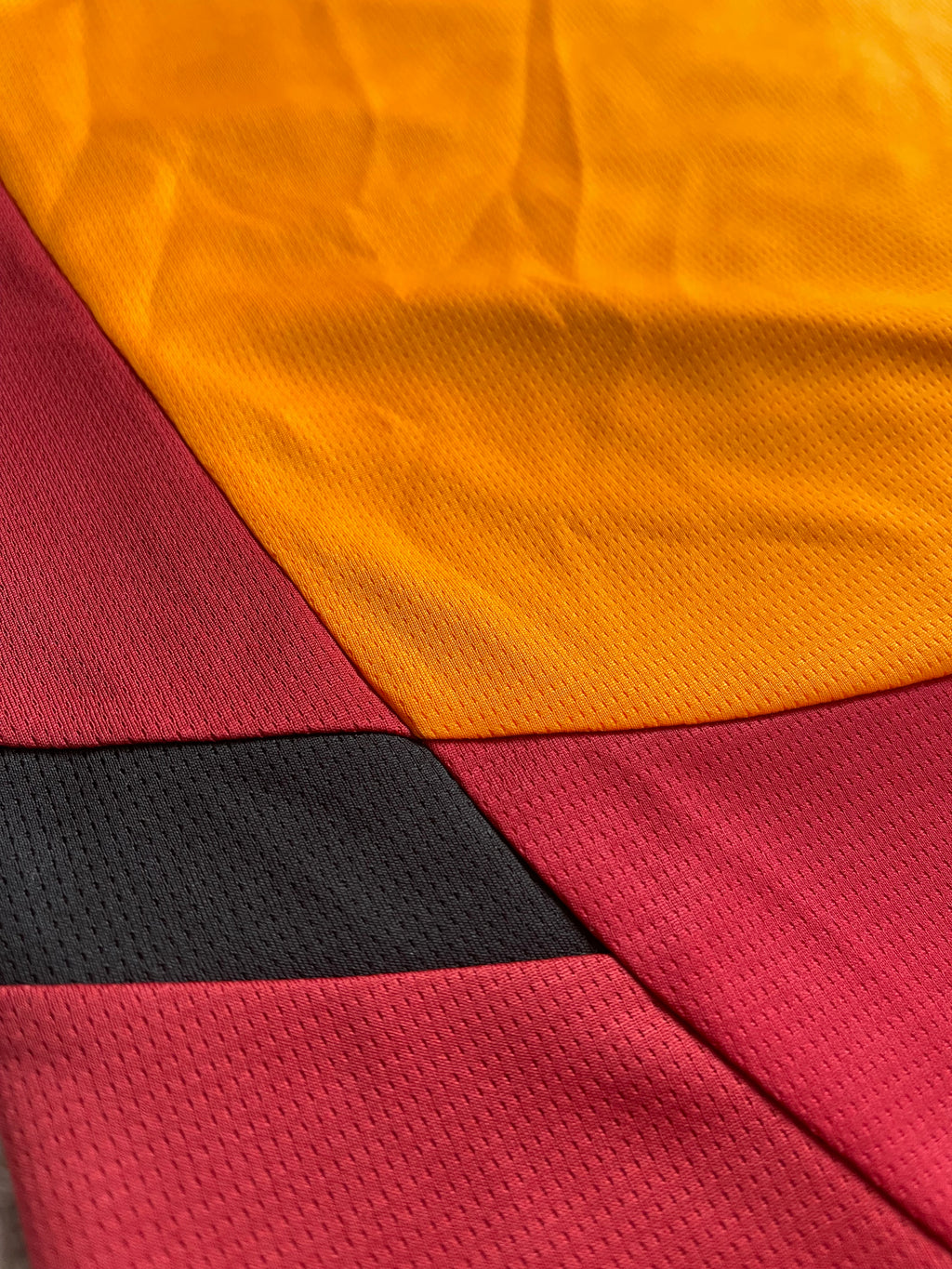 2024 Galatasaray Home (L) BNWT