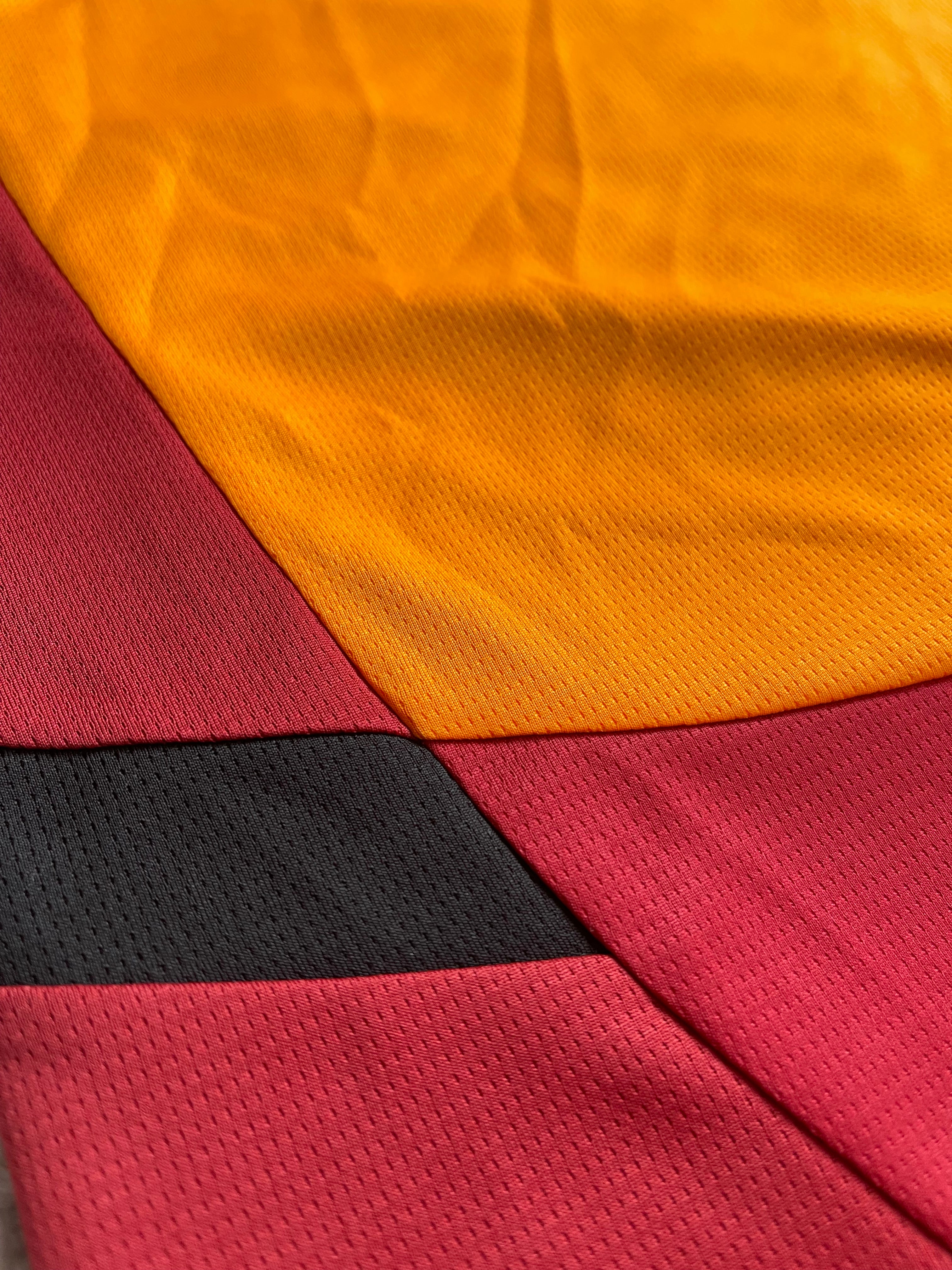 2024 Galatasaray Home (L) BNWT