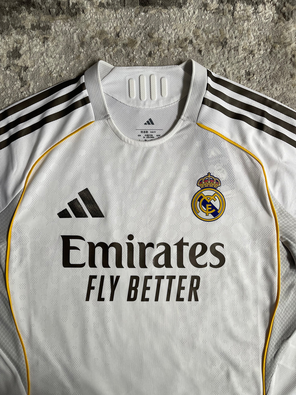 2025 Real Madrid Home (L) BNWT