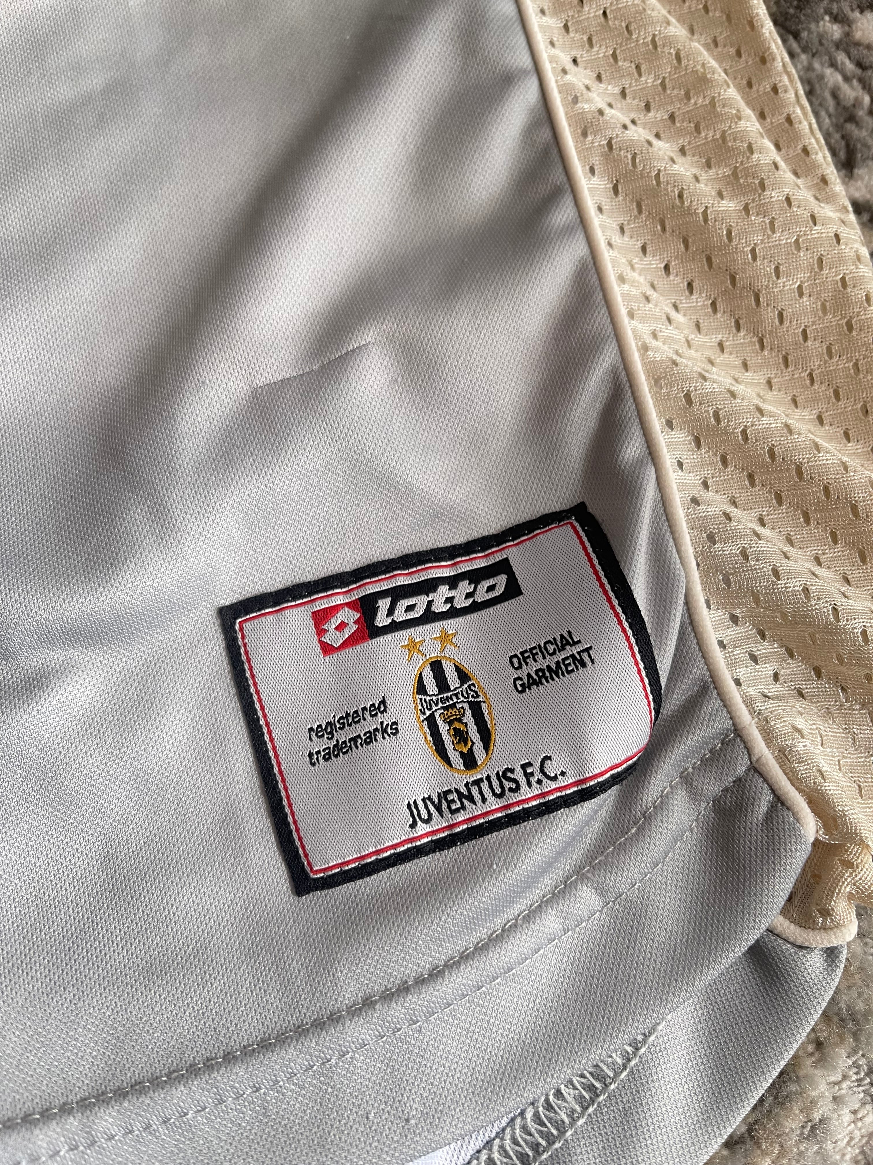 2000 Juventus Third (L)