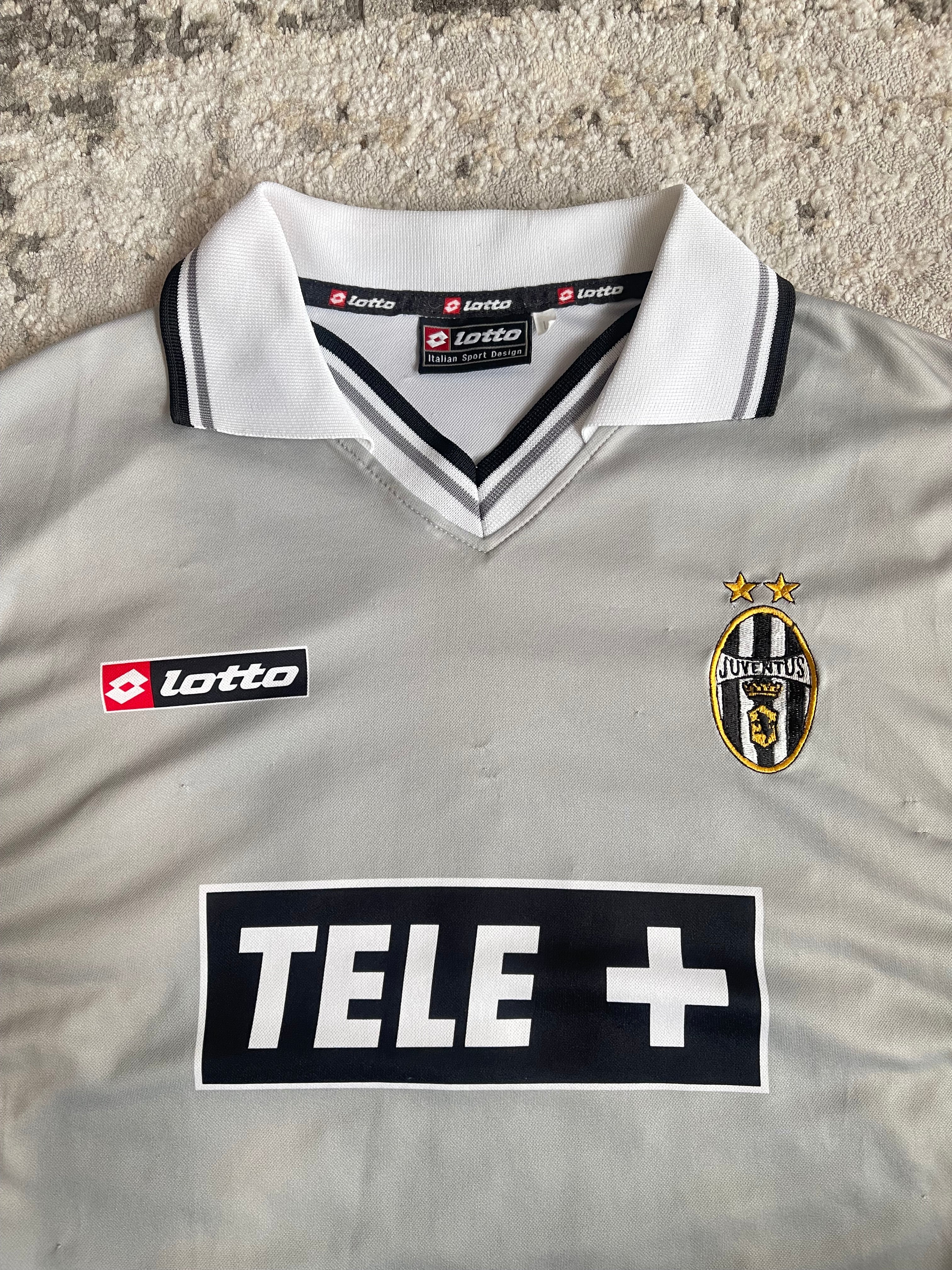 2000 Juventus Third (L)