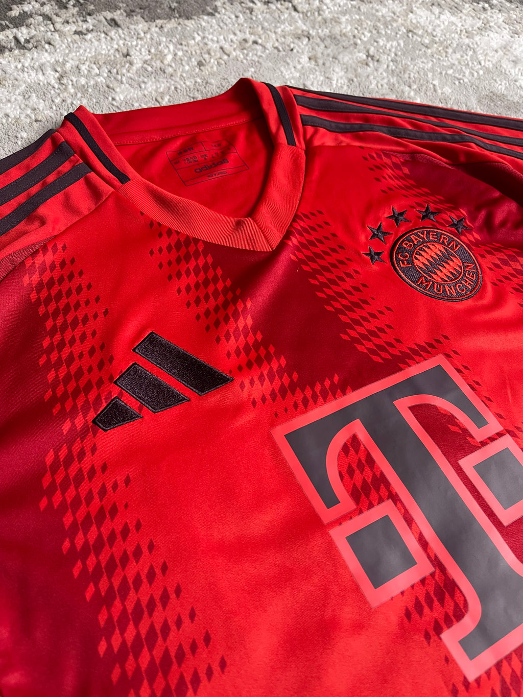 2024 Bayern Munchen Home (L) BNWT