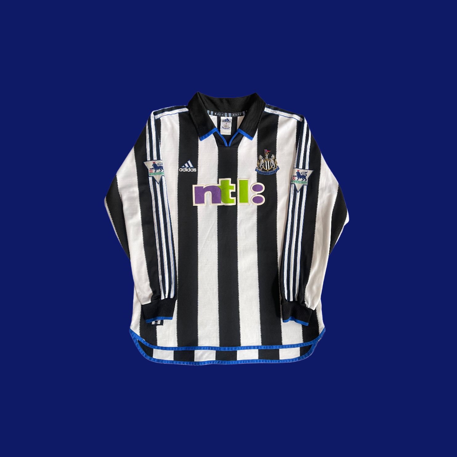 2000 Newcastle Home (L)
