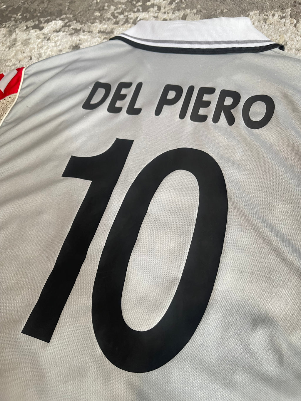 2000 Juventus Third (L)