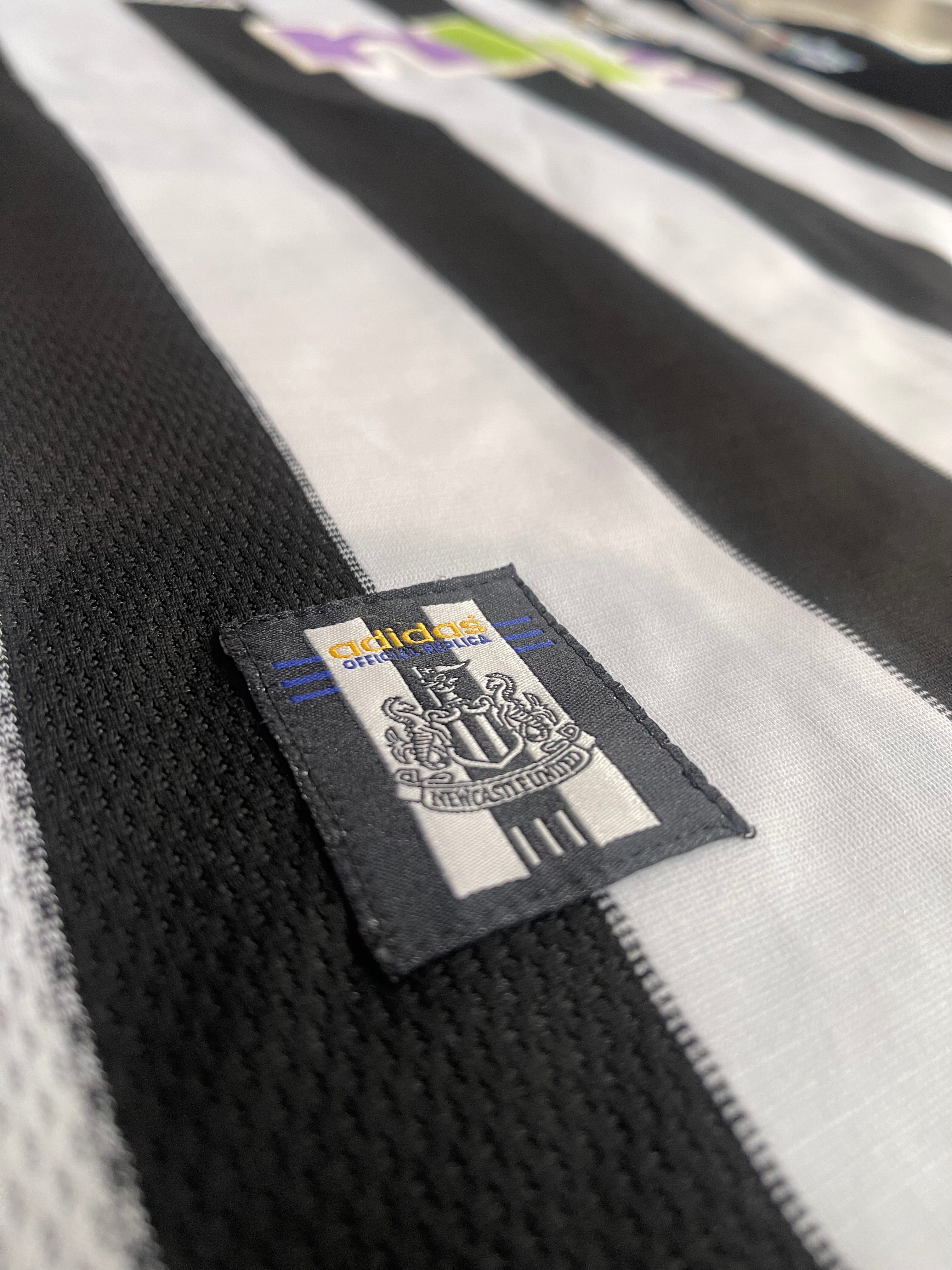 2000 Newcastle Home (L)