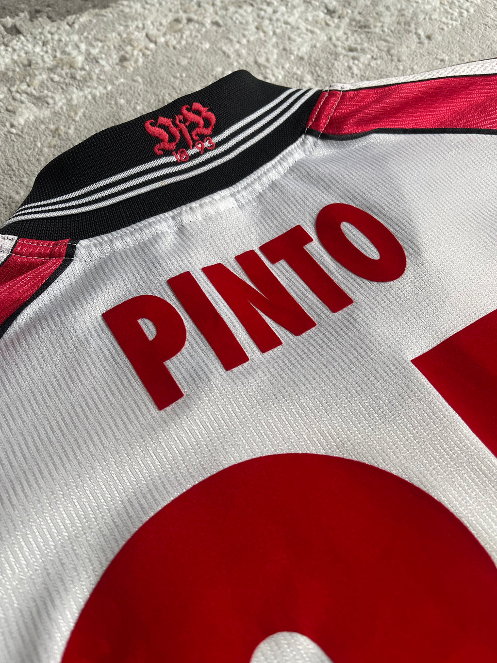 1998 VfB Stuttgart Home (XL) Match issue
