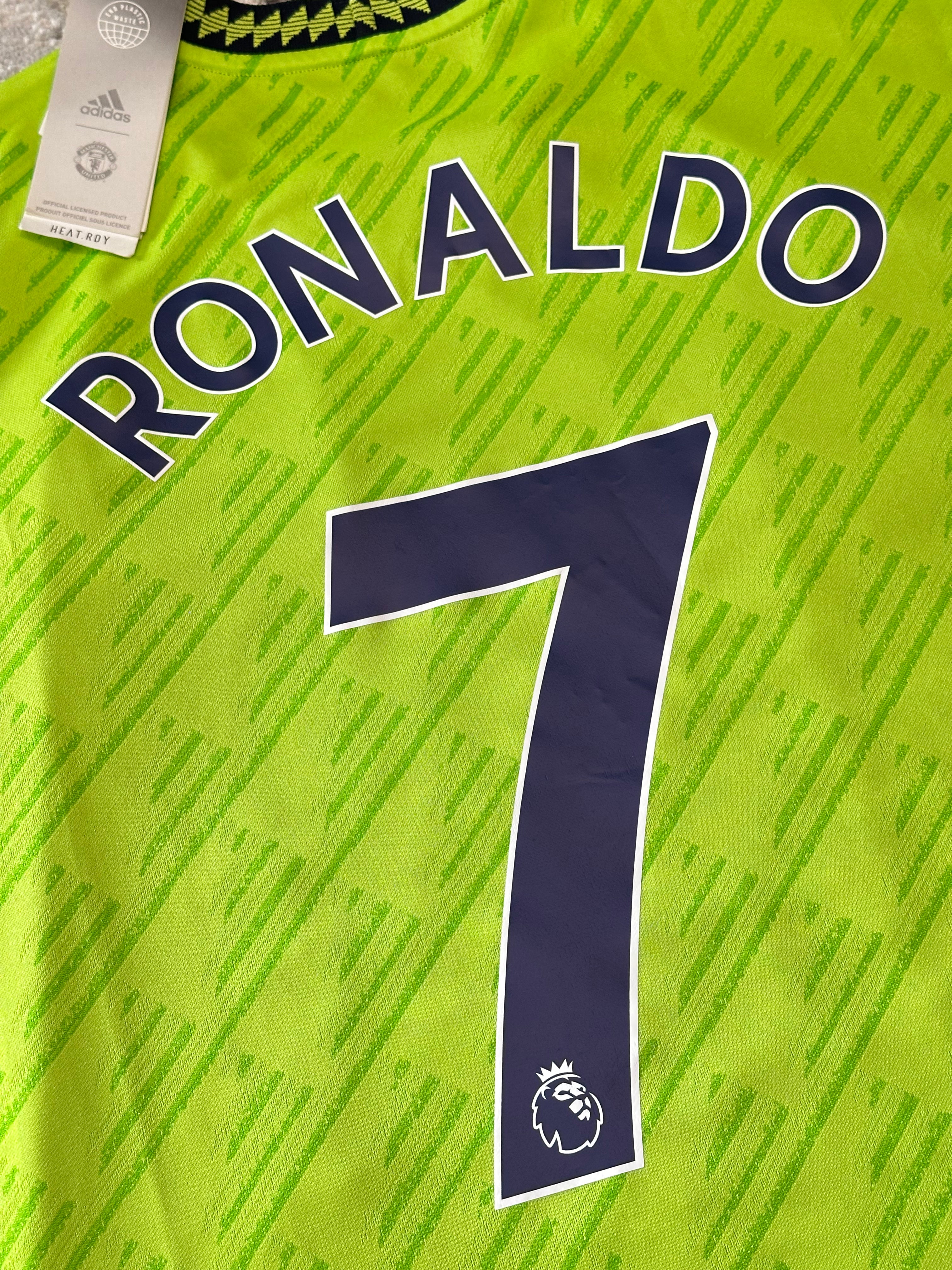 2022 Manchester United 3rd (L) Player Issue