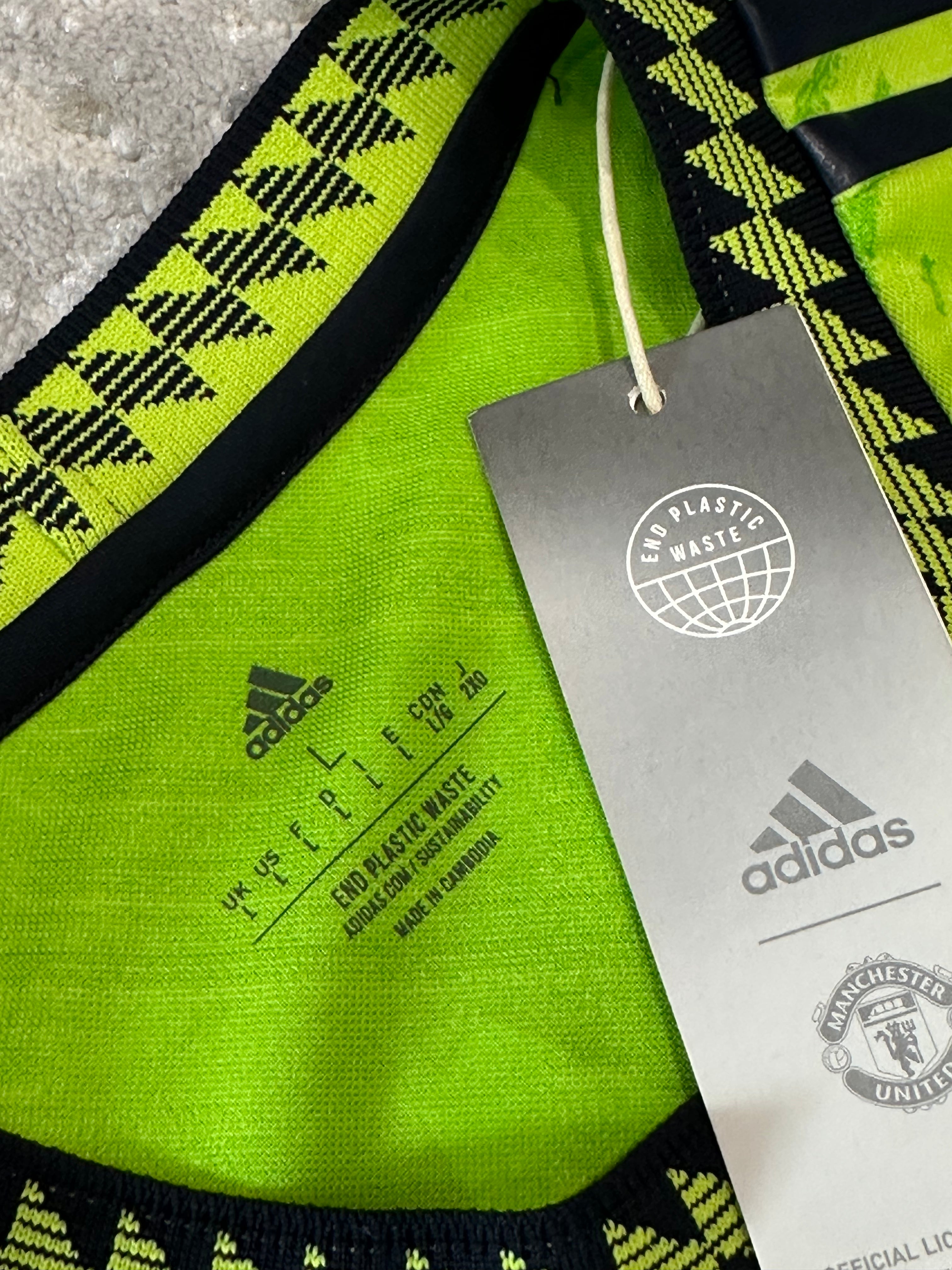 2022 Manchester United 3rd (L) Player Issue